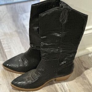 Black dress boots
